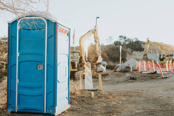 Best Portable restroom trailer rental  in Sycamore, IL
